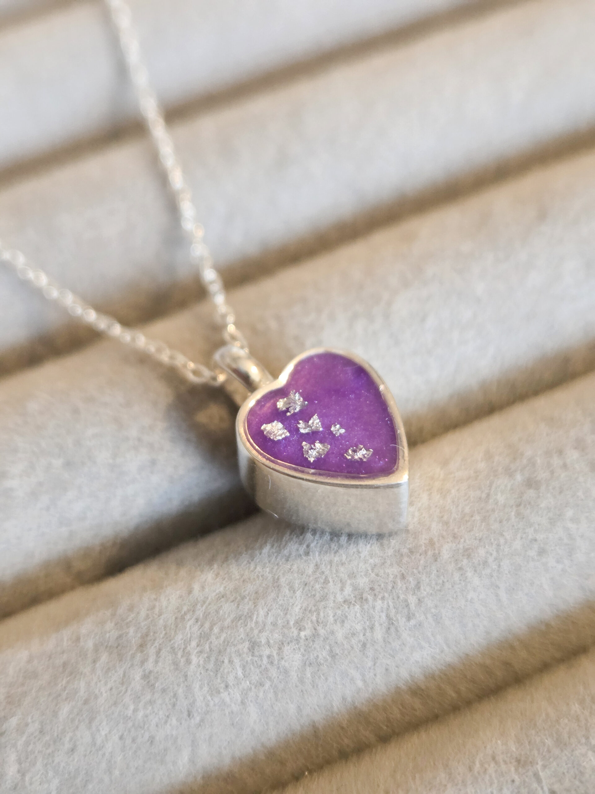 Self-Fill Heart necklace (Ashes, Hair or Flowers)