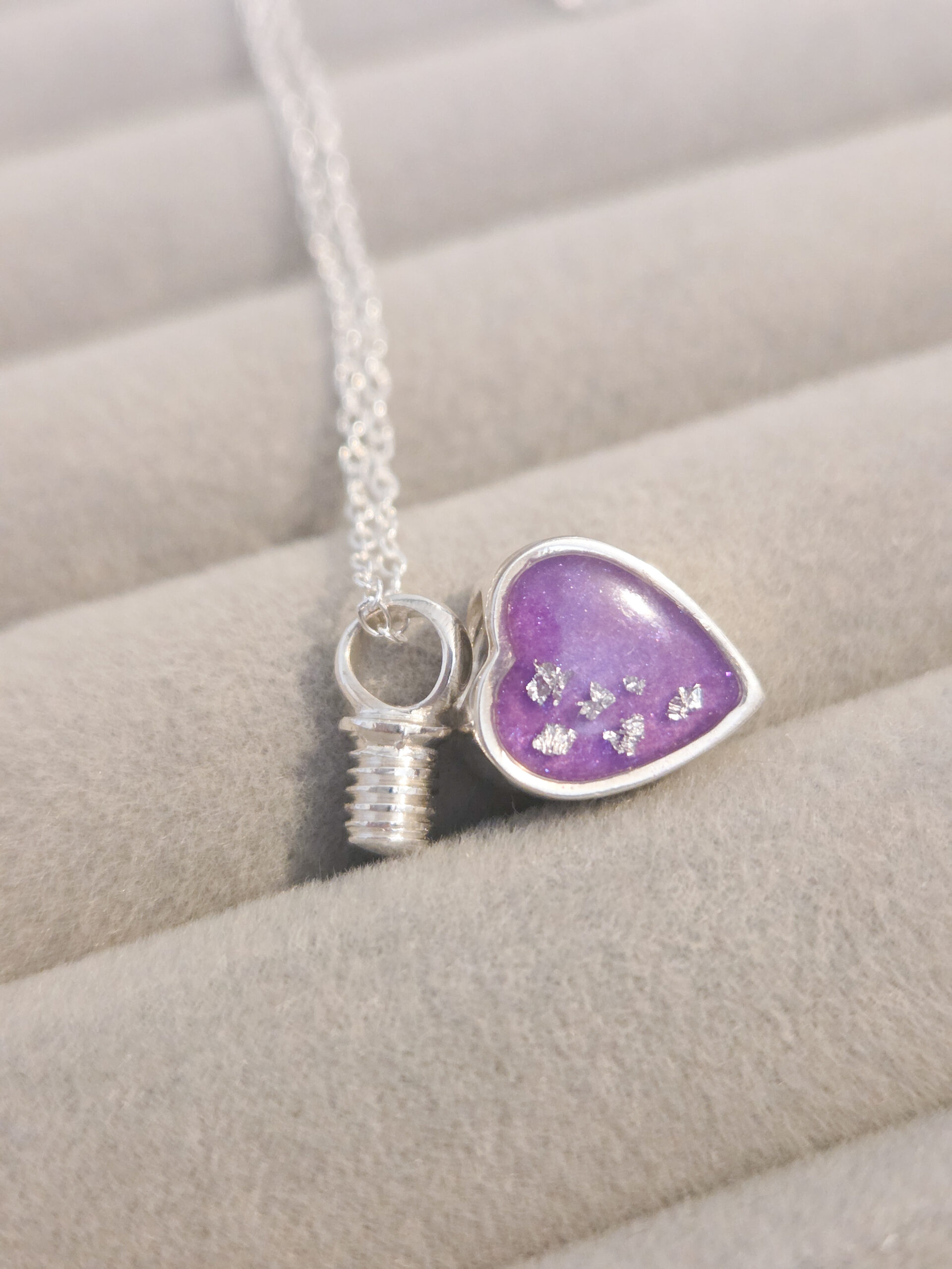 Self-Fill Heart necklace (Ashes, Hair or Flowers) - Image 5