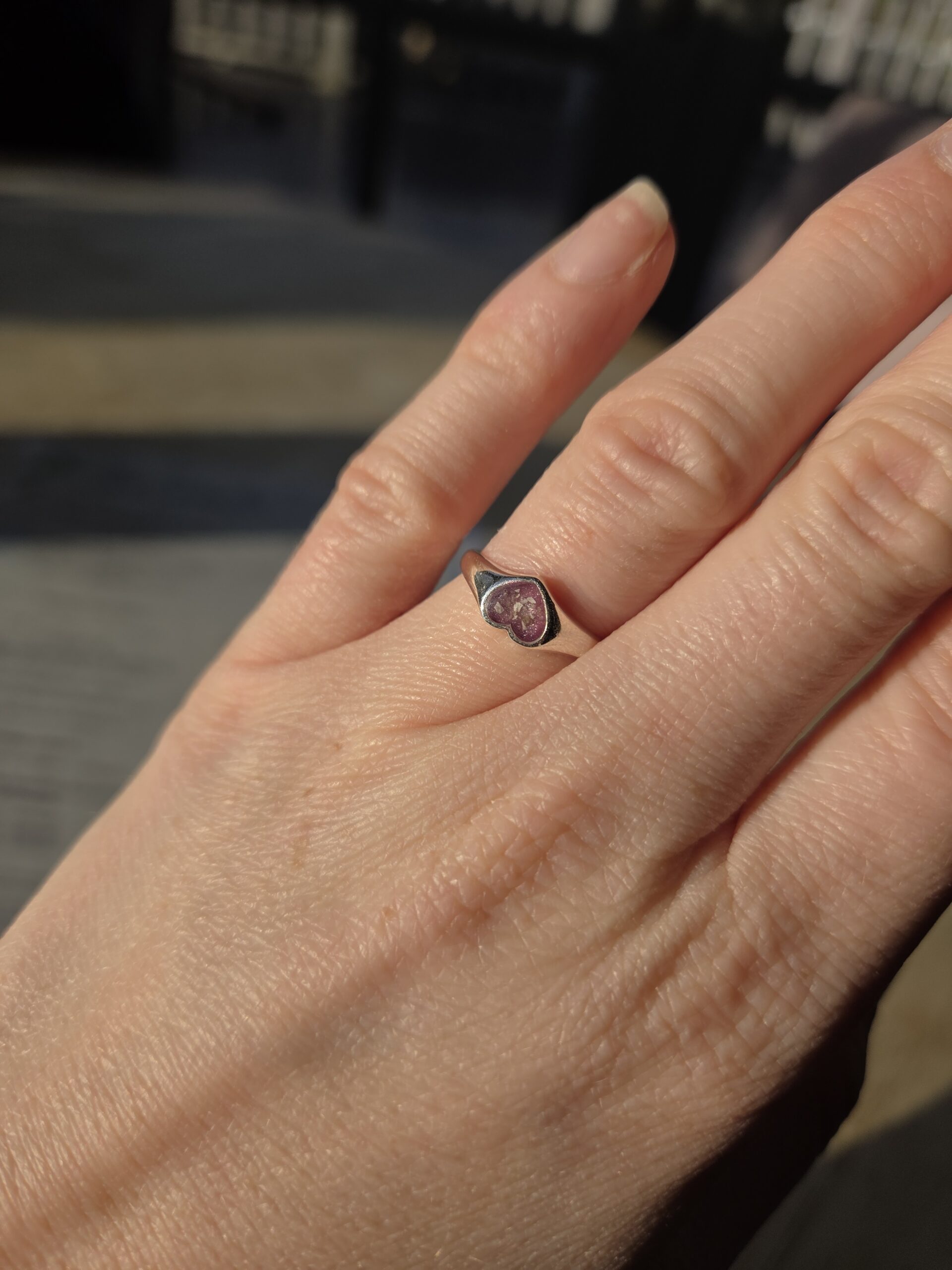 Heart Signet Ring (Ashes Or Hair) - Image 4